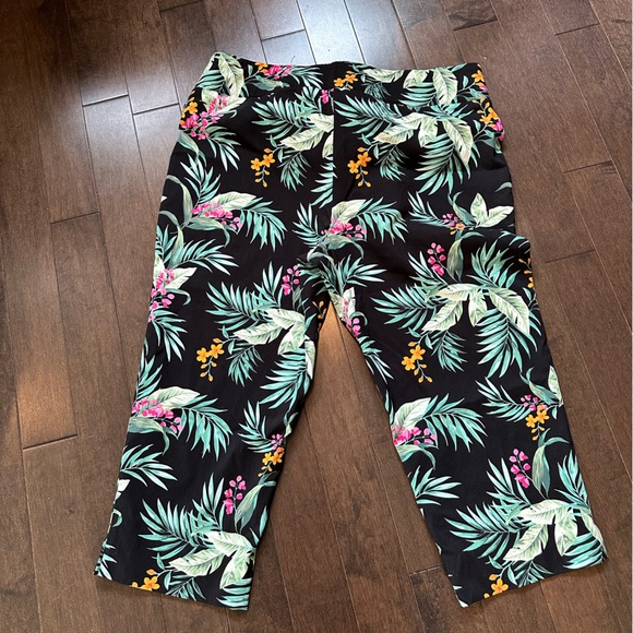 Laura Tropical Pants capri - Picture 5 of 6